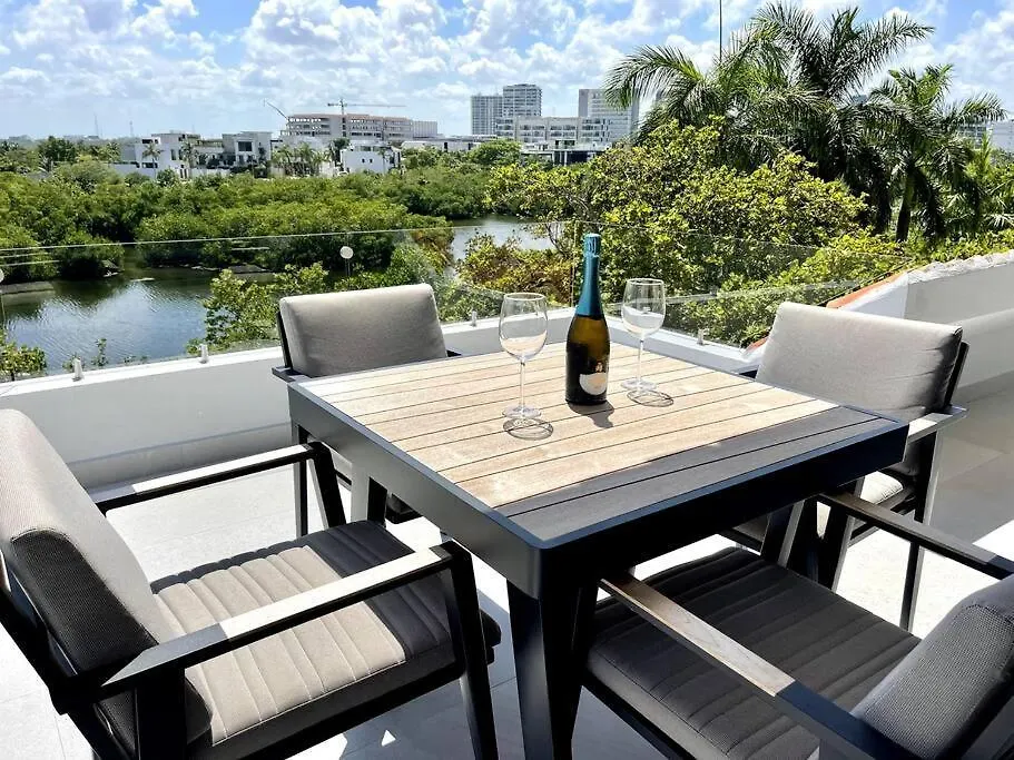Casa F Villa Cancun